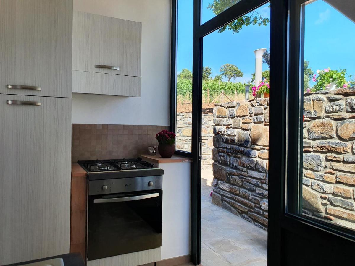 Agriturismo Le Terre Di Venere อักเชียโรลี ภายนอก รูปภาพ