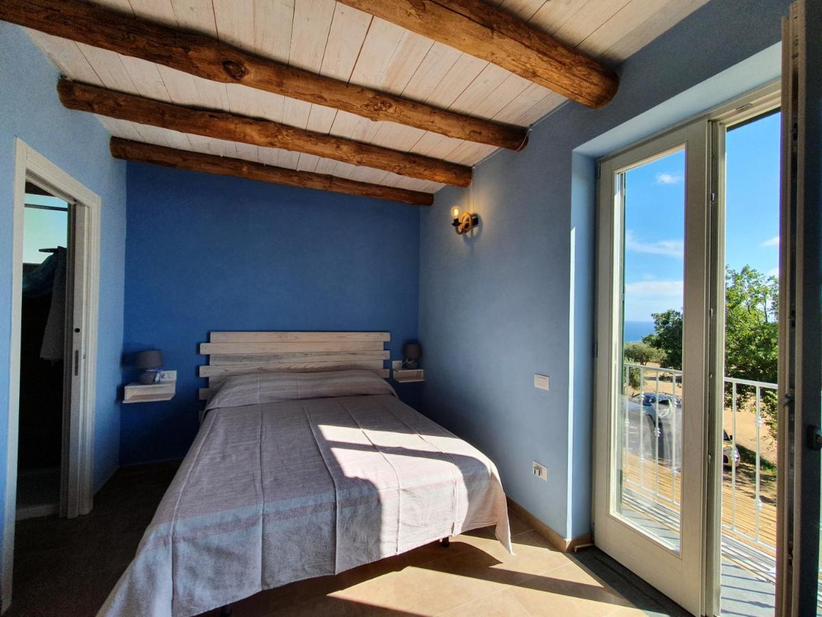 Agriturismo Le Terre Di Venere อักเชียโรลี ภายนอก รูปภาพ