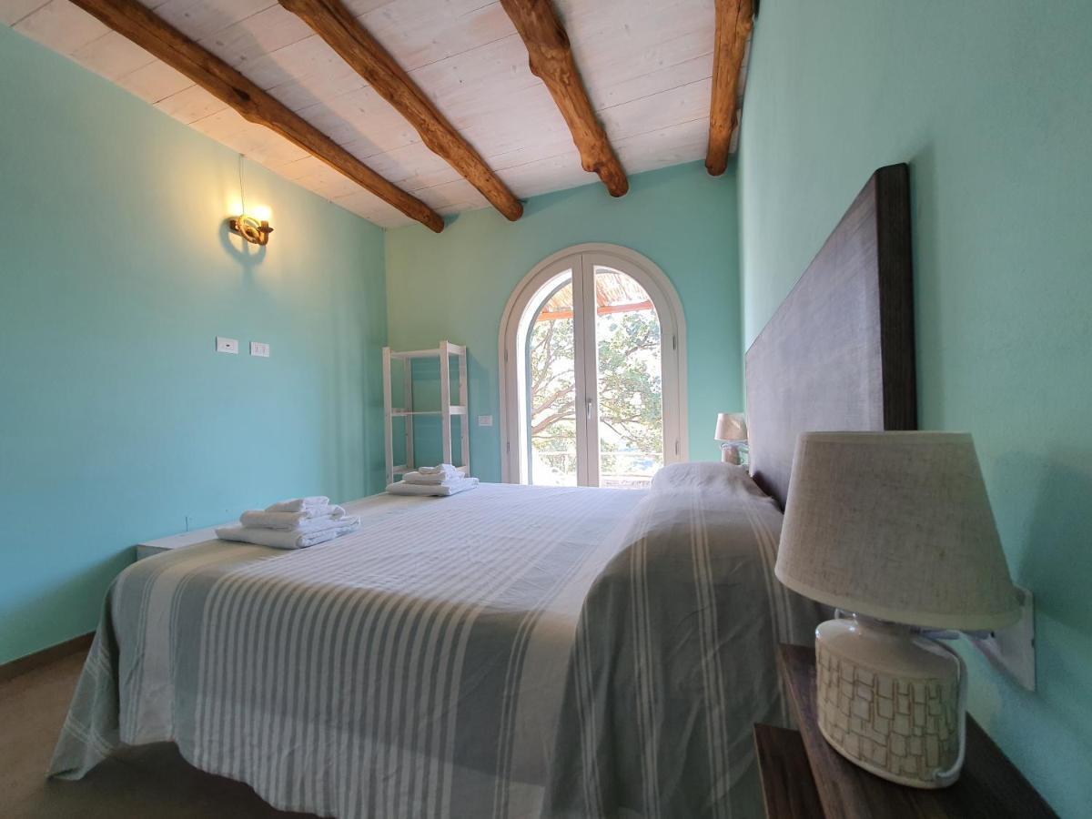 Agriturismo Le Terre Di Venere อักเชียโรลี ภายนอก รูปภาพ