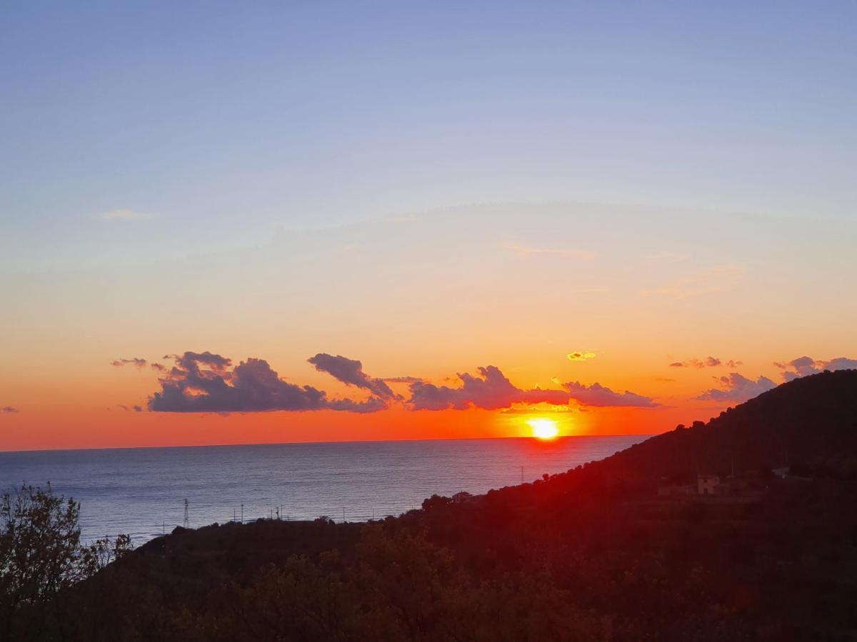 Agriturismo Le Terre Di Venere อักเชียโรลี ภายนอก รูปภาพ
