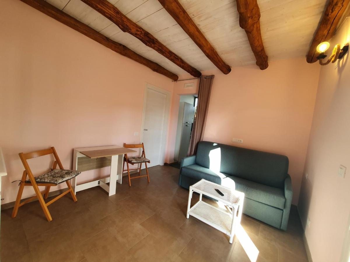 Agriturismo Le Terre Di Venere อักเชียโรลี ภายนอก รูปภาพ